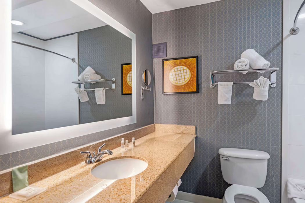 Best Western Premier Richmond City Gateway 37/63