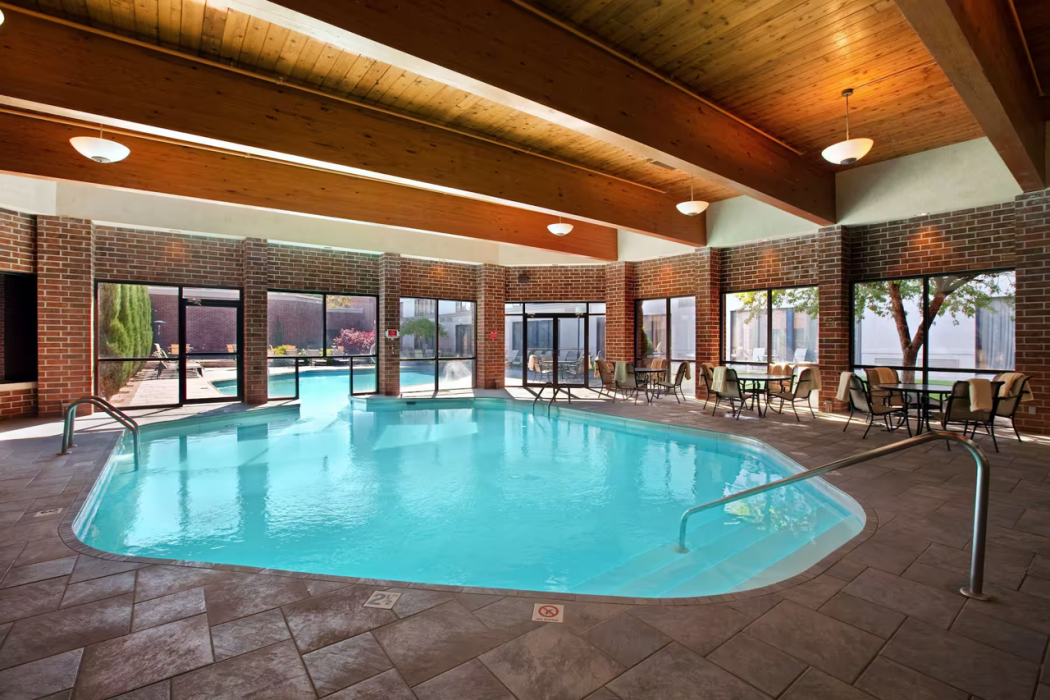 Wyndham Independence 12/19