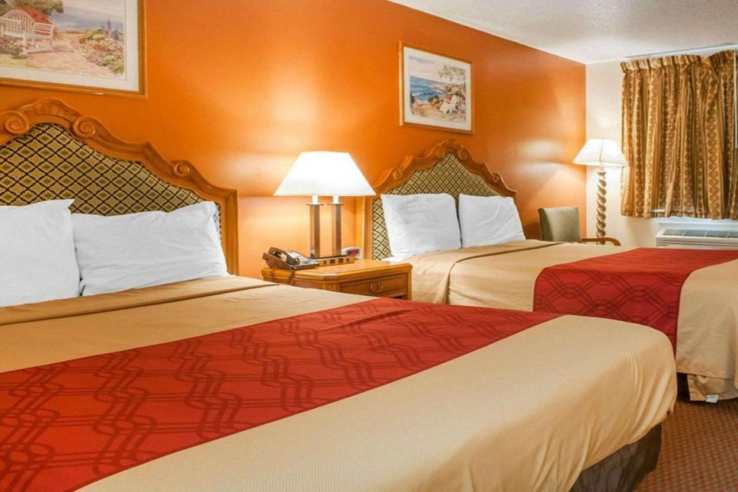 Econo Lodge Hobbs 9/25