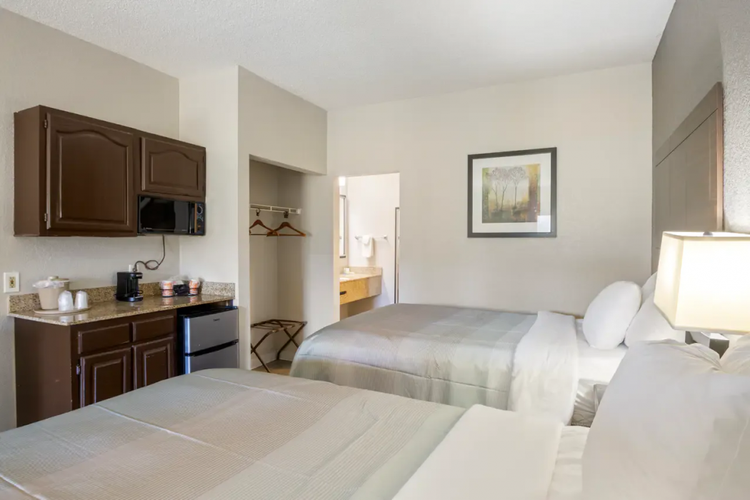 Quality Suites Hickory South 5/6