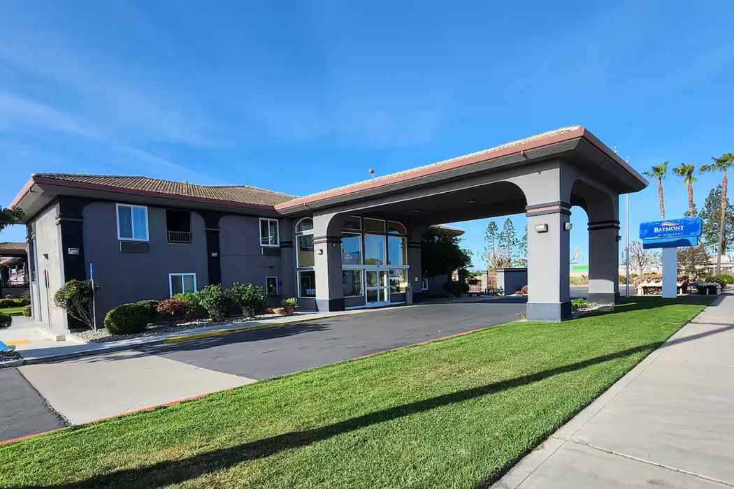 Baymont by Wyndham Manteca 2/24