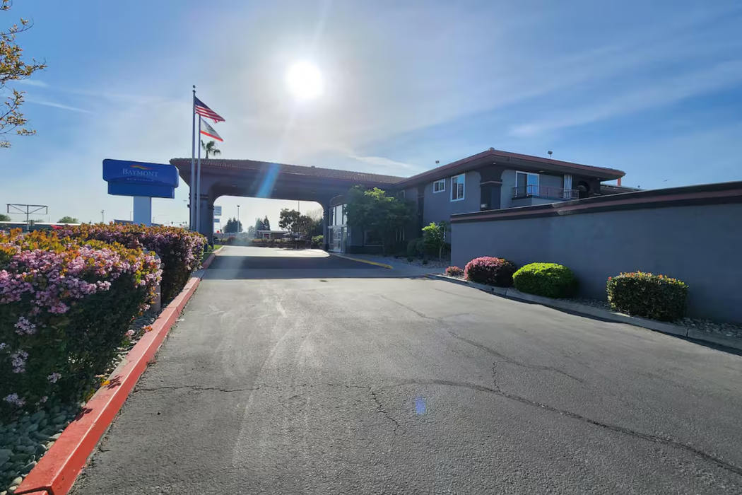 Baymont by Wyndham Manteca 1/24