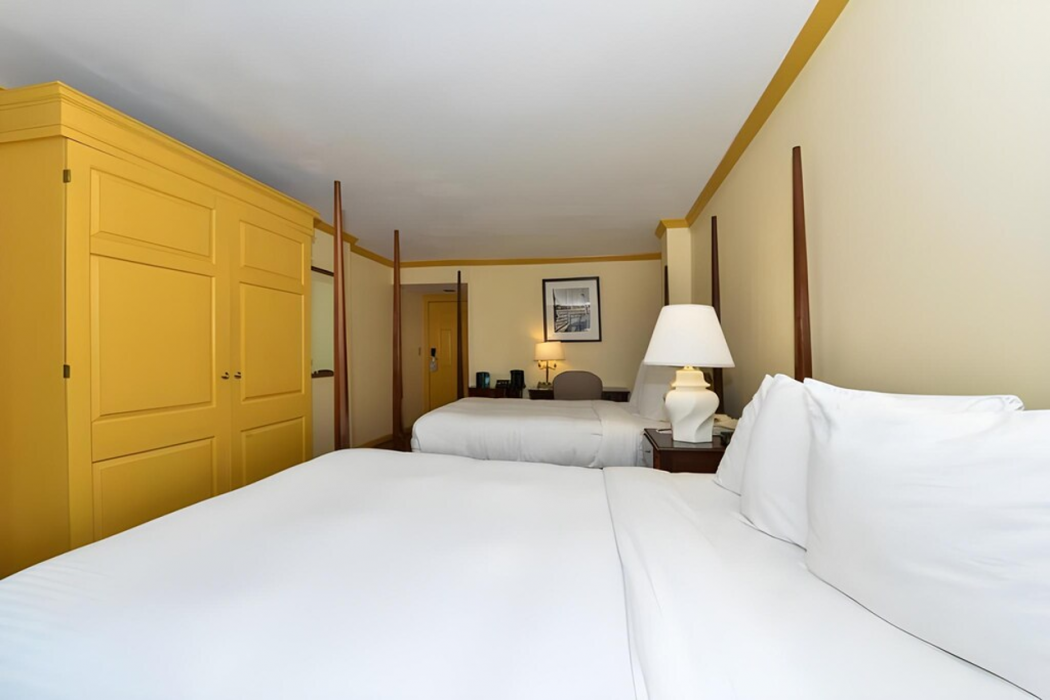 The William Fell Baltimore, Tapestry Collection by Hilton 9/52
