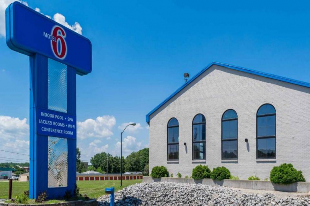 Motel6 Richmond, IN 2/40