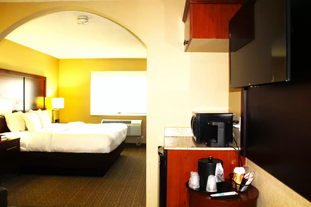 Comfort Suites Lakewood - Denver 15/38
