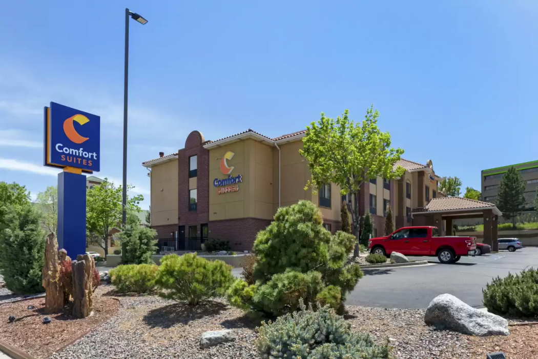 Comfort Suites Lakewood - Denver 2/38