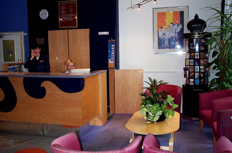 Leisure Inn Hotel 10/56