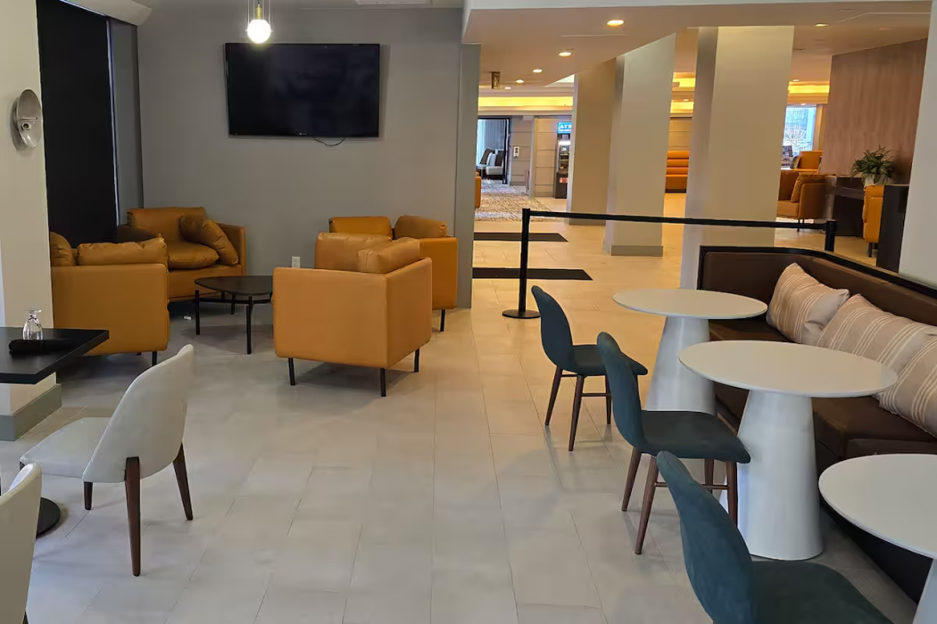 Wyndham Rochester Downtown 24/61