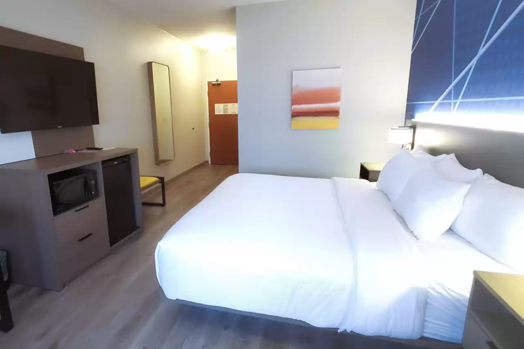 Comfort Inn & Suites Oklahoma City, OK 13/31