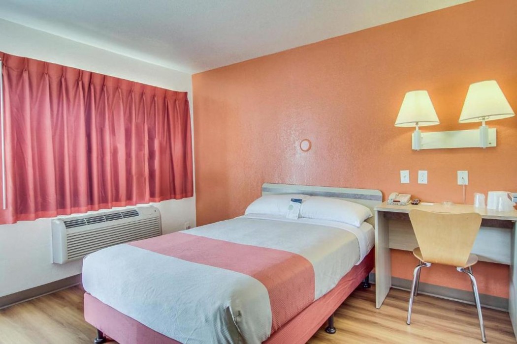 Motel6 Jacksonville, FL - Orange Park 20/60