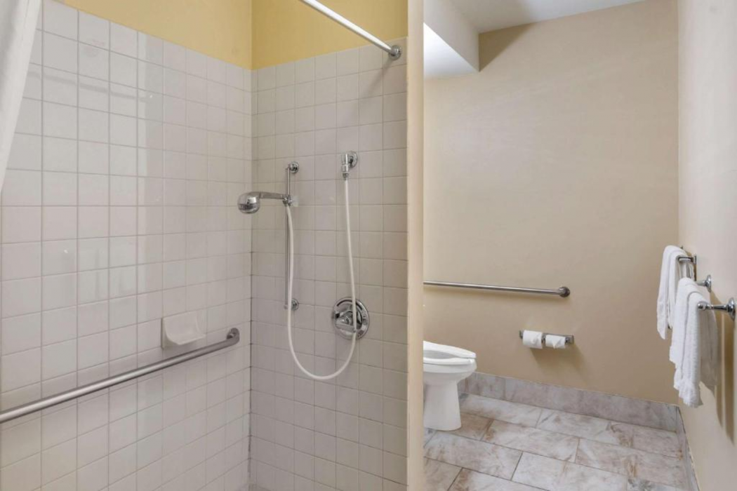 Quality Inn Overland Park Kansas City 16/29