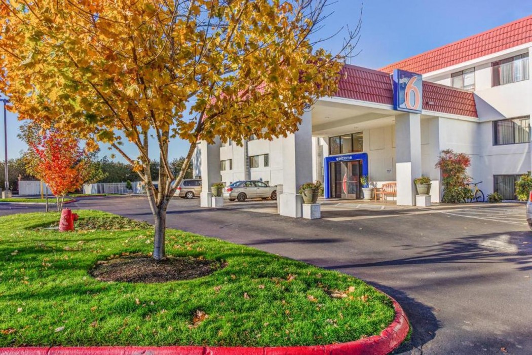 Motel6 Portland, OR - Tigard West 2/49