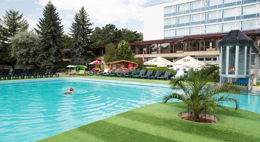 Spa Hotel Splendid Formerly Balnea Splendid Hotel 24/50