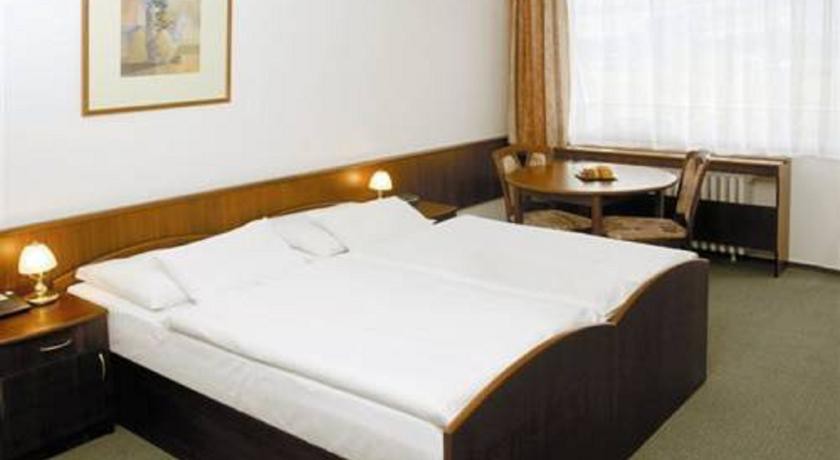 Spa Hotel Splendid Formerly Balnea Splendid Hotel 17/50