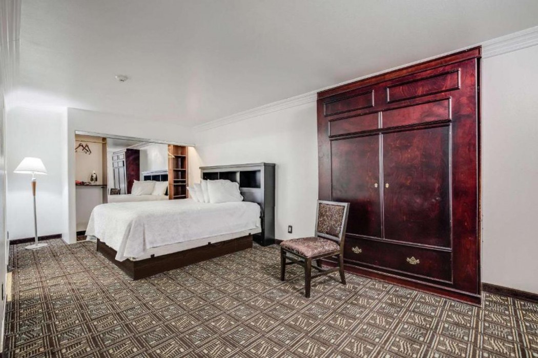 Rodeway Inn Old Town Temecula 12/21