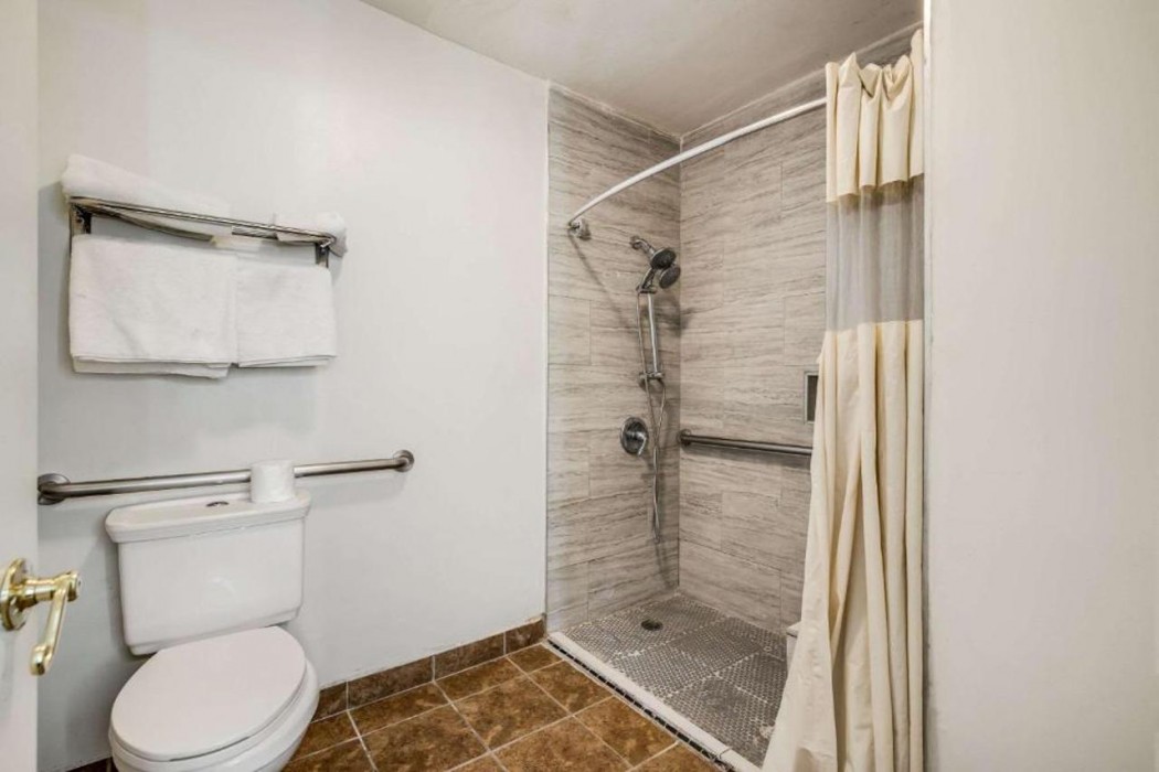 Rodeway Inn Old Town Temecula 13/21
