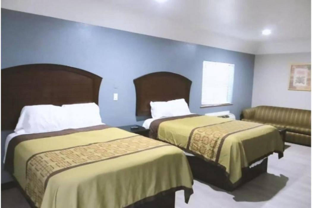 Hotel O Regency Suites Houston - IAH Beltway 8 10/37