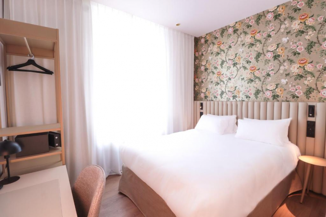 Rosa Hotel 11/60