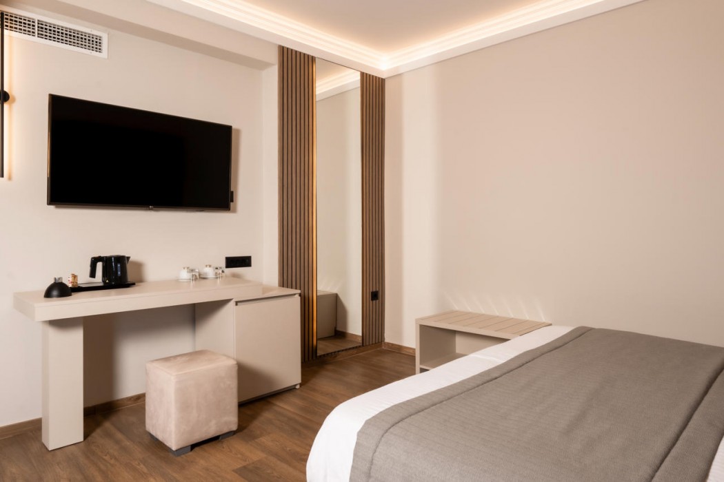 Palatino Hotel 45/83