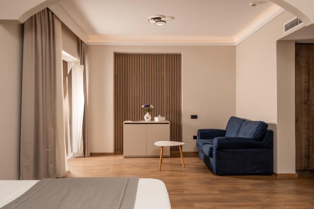 Palatino Hotel 37/83