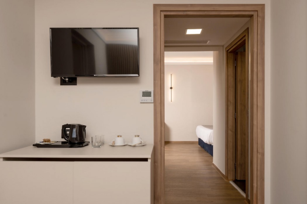Palatino Hotel 40/83