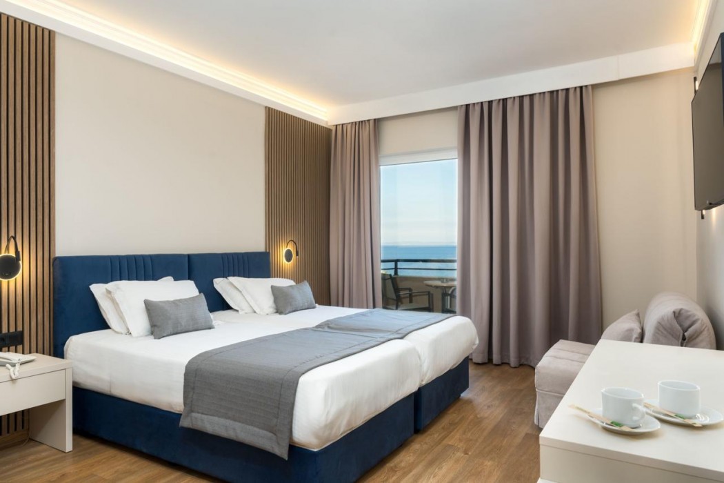 Palatino Hotel 48/83