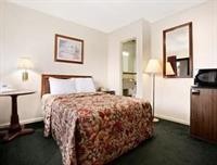 Knights Inn Oswego 17/31