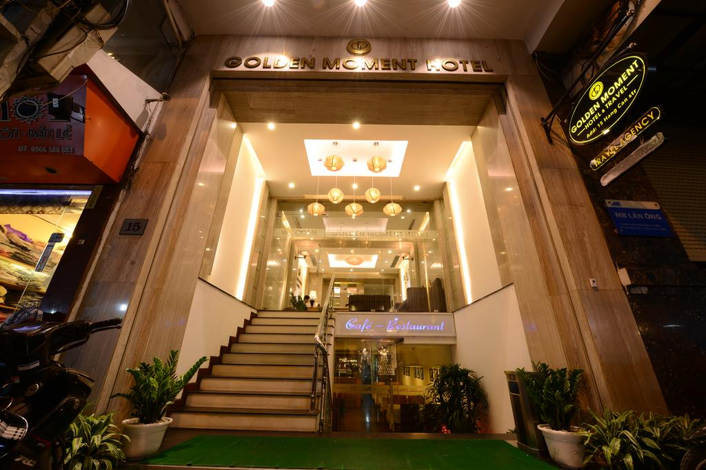 Golden Sun Moment Hotel 1/19