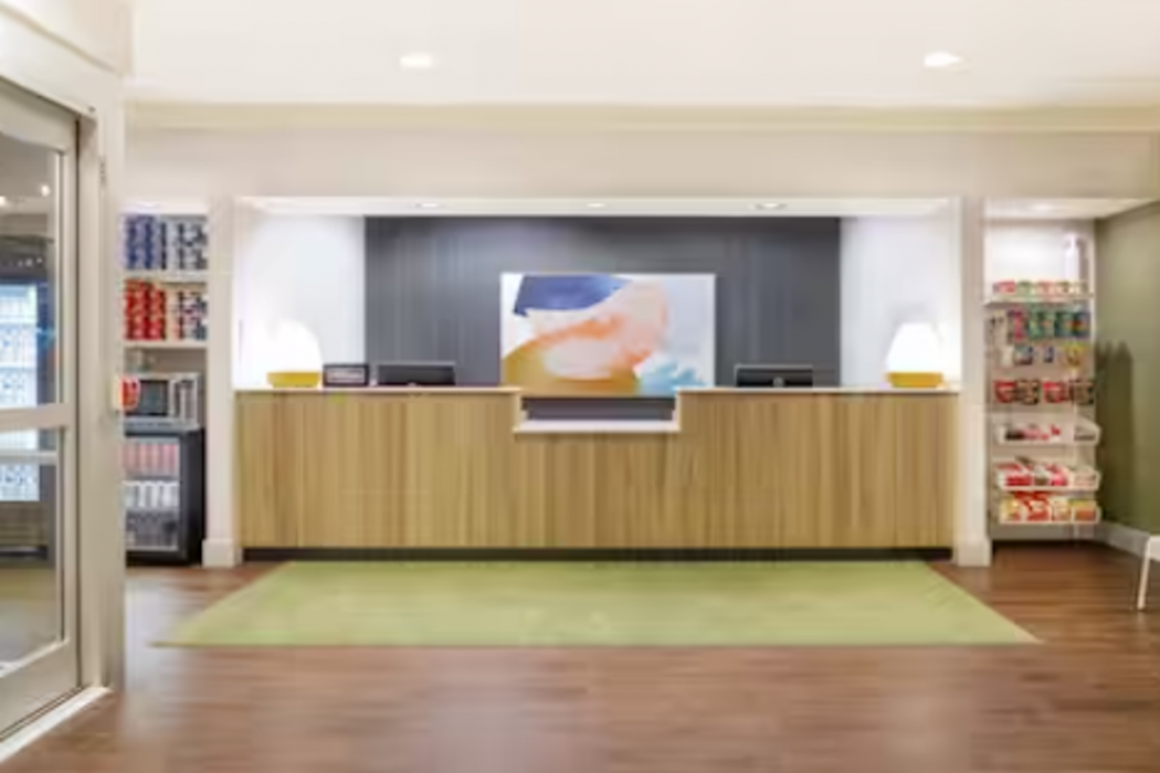 Spark by Hilton Shawnee Hotel 3/34