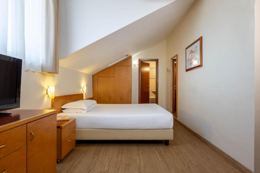 iH ApartHotels Milano Argonne Park 12/12