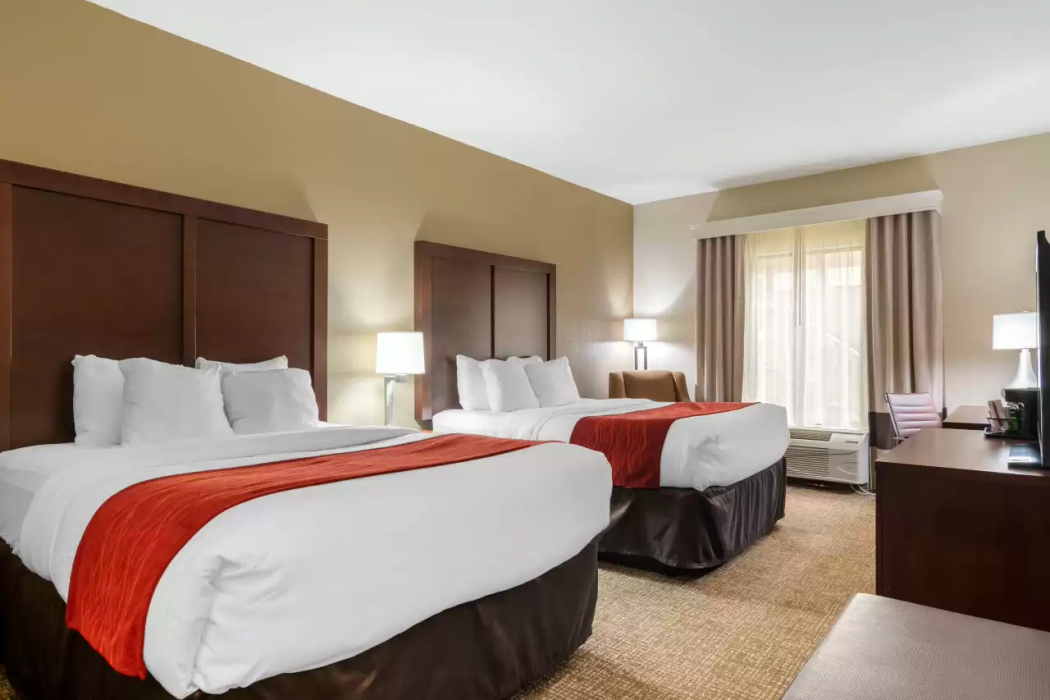 Comfort Inn & Suites Griffin North, GA 6/24