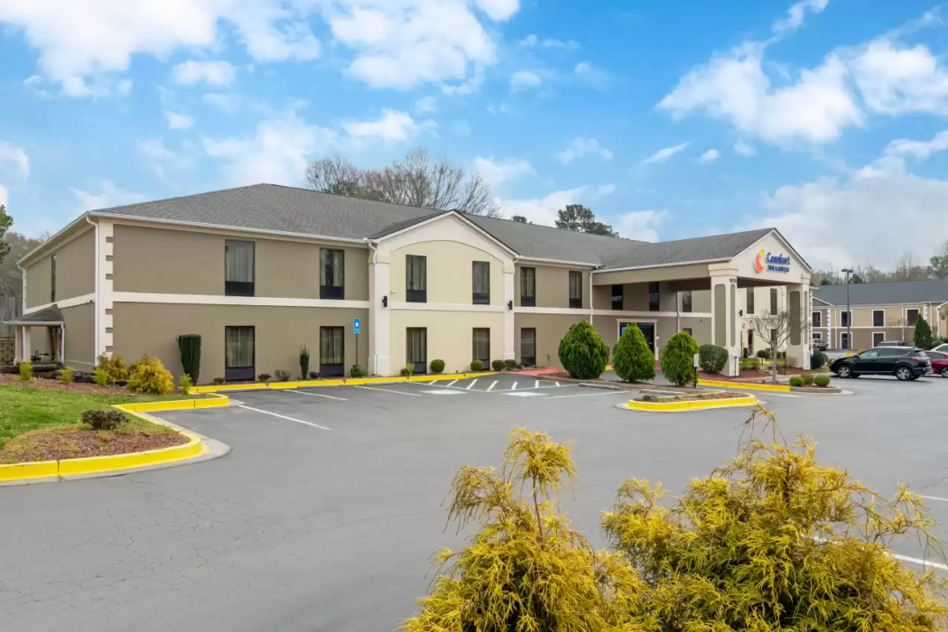 Comfort Inn & Suites Griffin North, GA 1/24