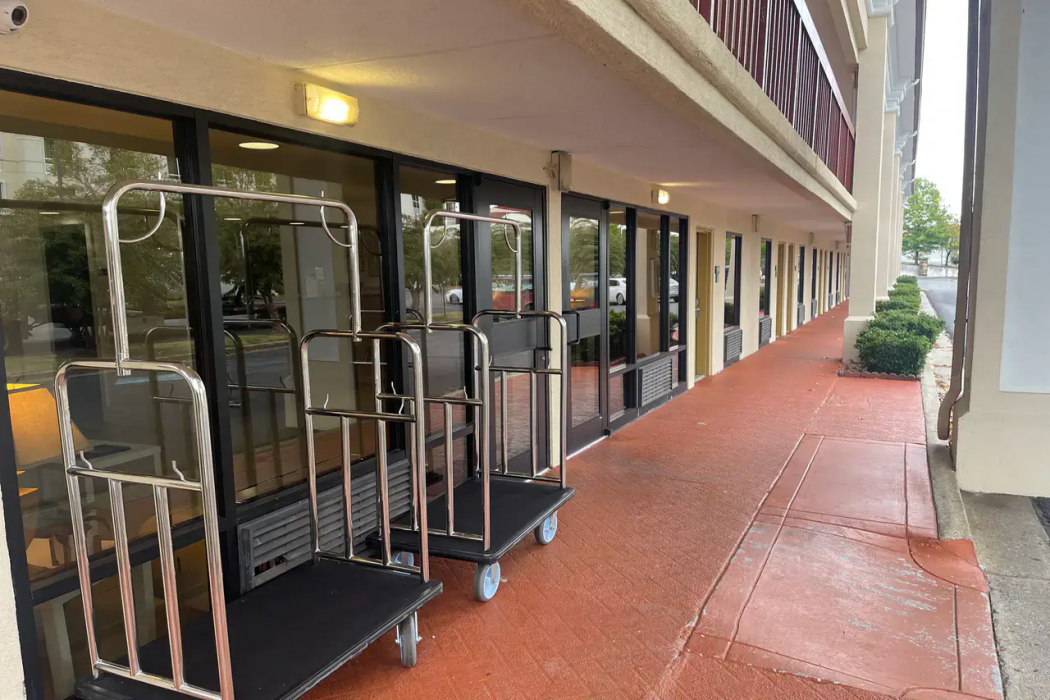Quality Inn Dalton Central 10/17