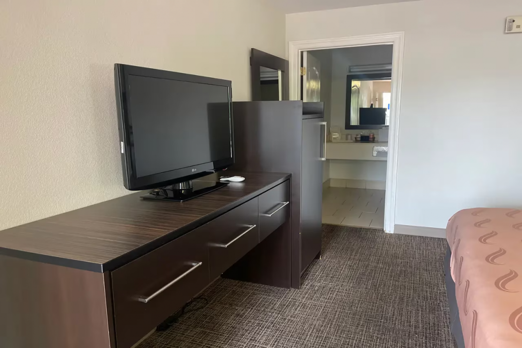 Quality Inn Dalton Central 7/17