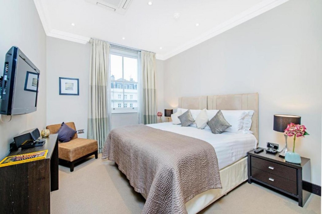 130 Queensgate Apartments 24/48