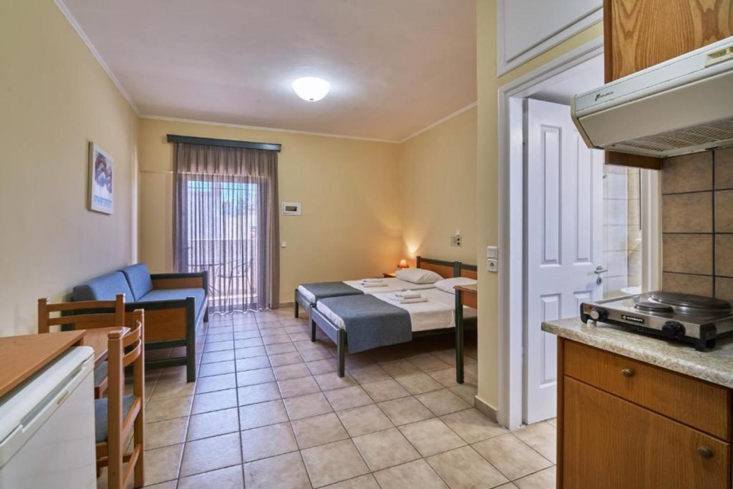 Inea Hotel and Suites 27/78