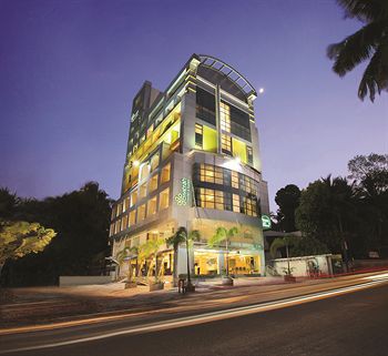Biverah Hotel Suites 1/20
