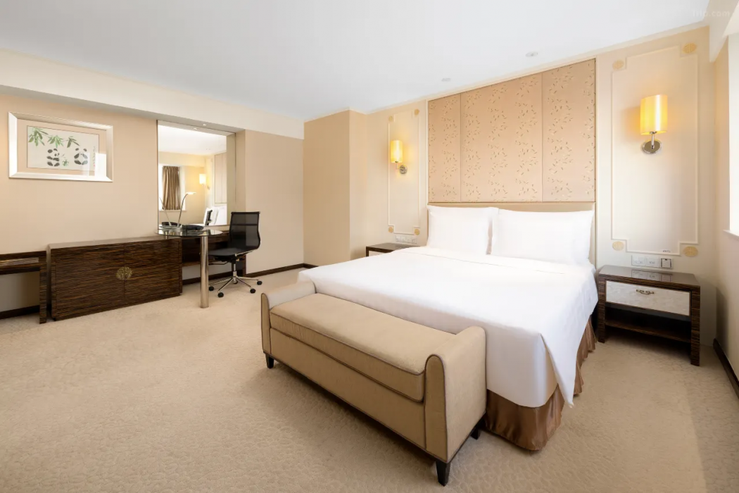 Dorsett Grand Chengdu 12/59