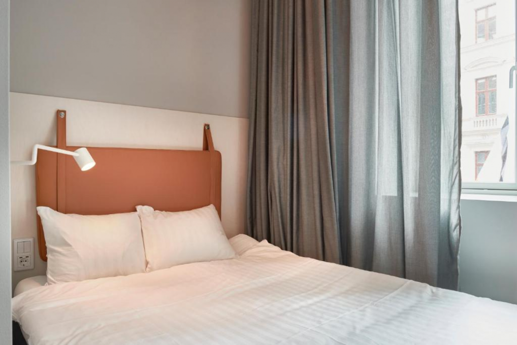 Moment Hotels 20/60
