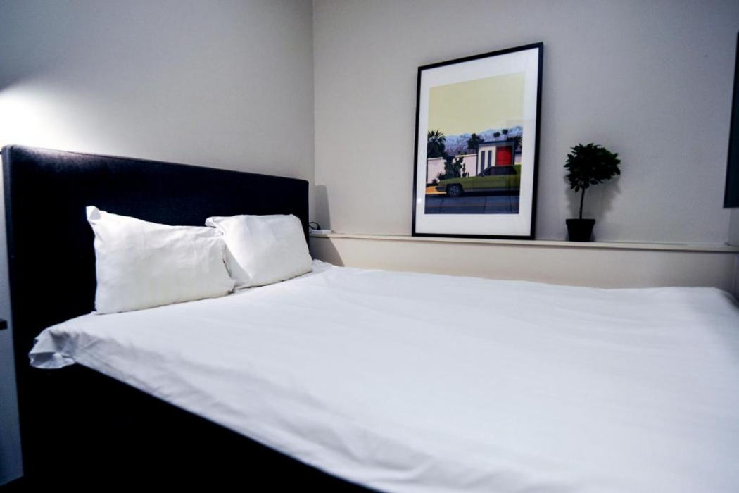 Moment Hotels 16/60