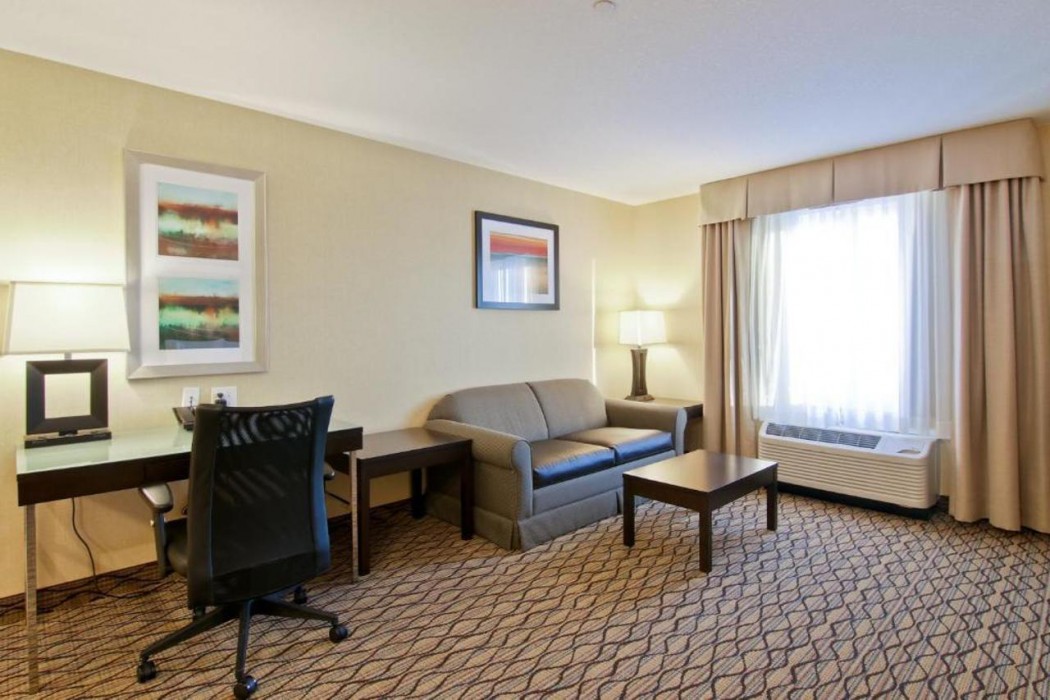 Wingate by Wyndham Fort Saskatchewan 20/64