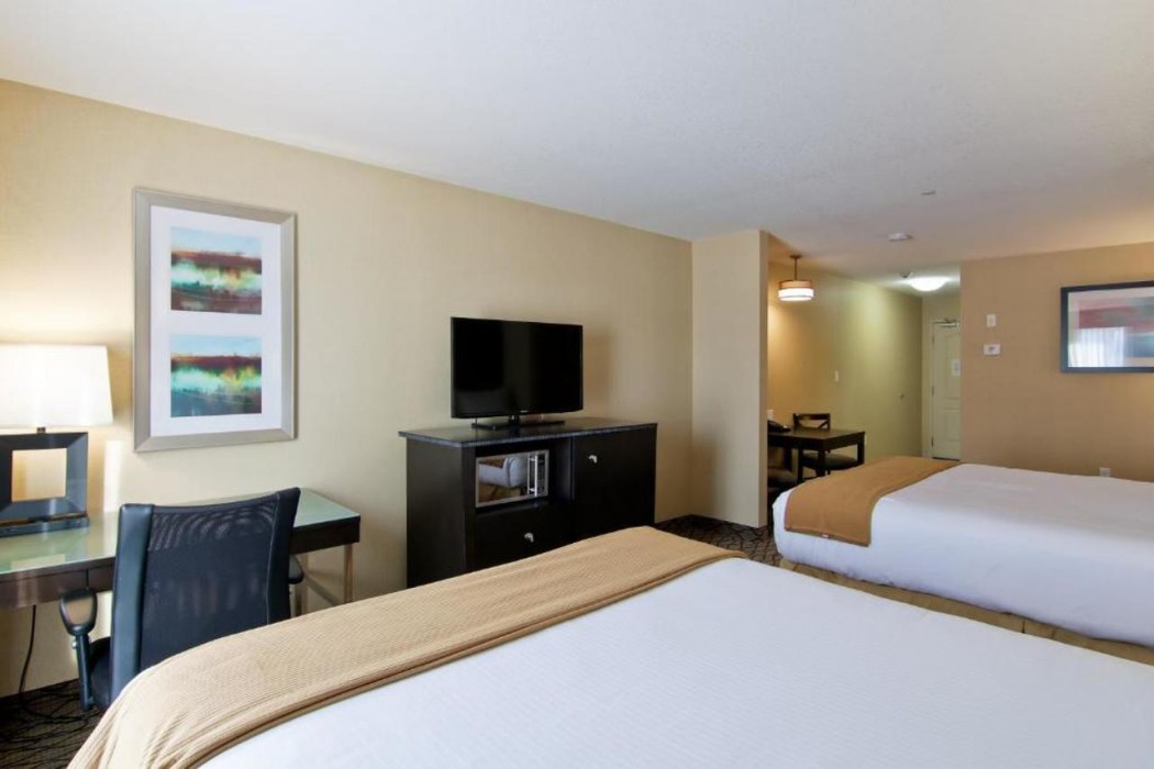 Wingate by Wyndham Fort Saskatchewan 15/64