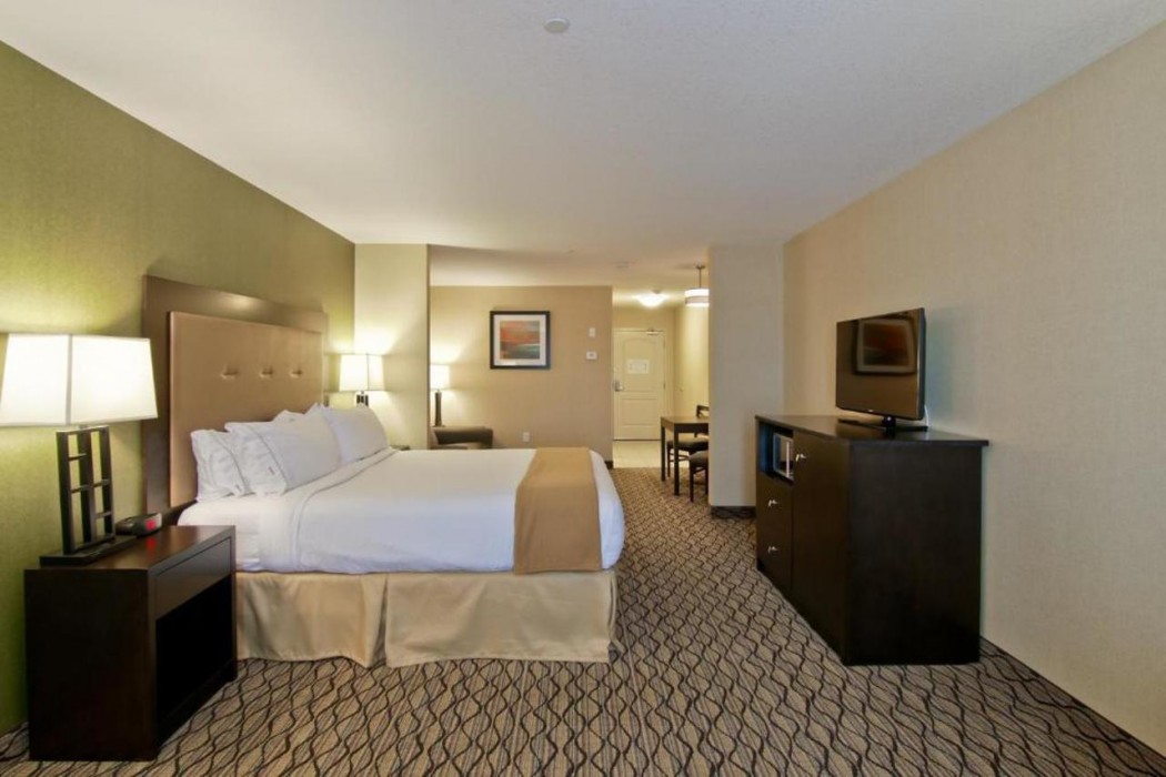 Wingate by Wyndham Fort Saskatchewan 13/64