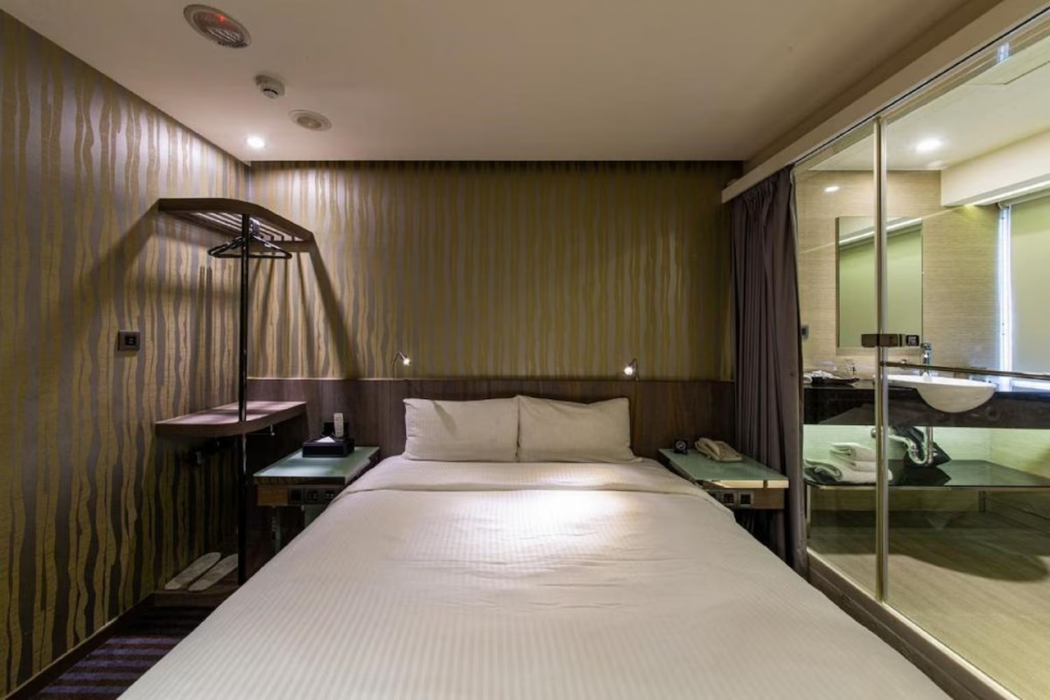 Room at Beauty Hotels Taipei - Hotel Bnight, TAIPEI