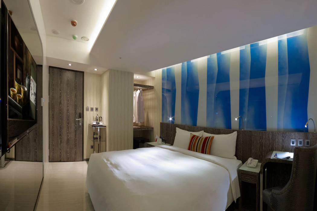 Beauty Hotels Taipei - Hotel Bnight 6/29