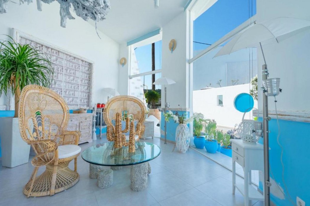Kouros Home - Adults Only 18/32