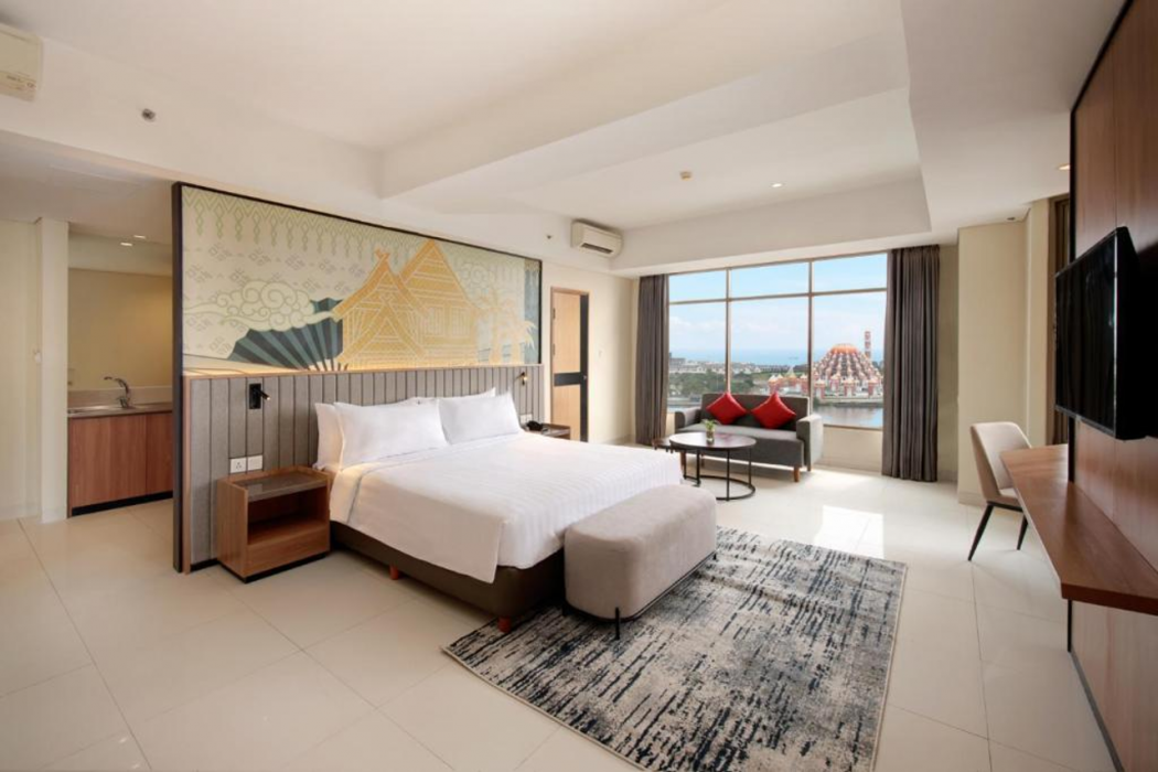 Aston Inn Pantai Losari Makassar 7/55