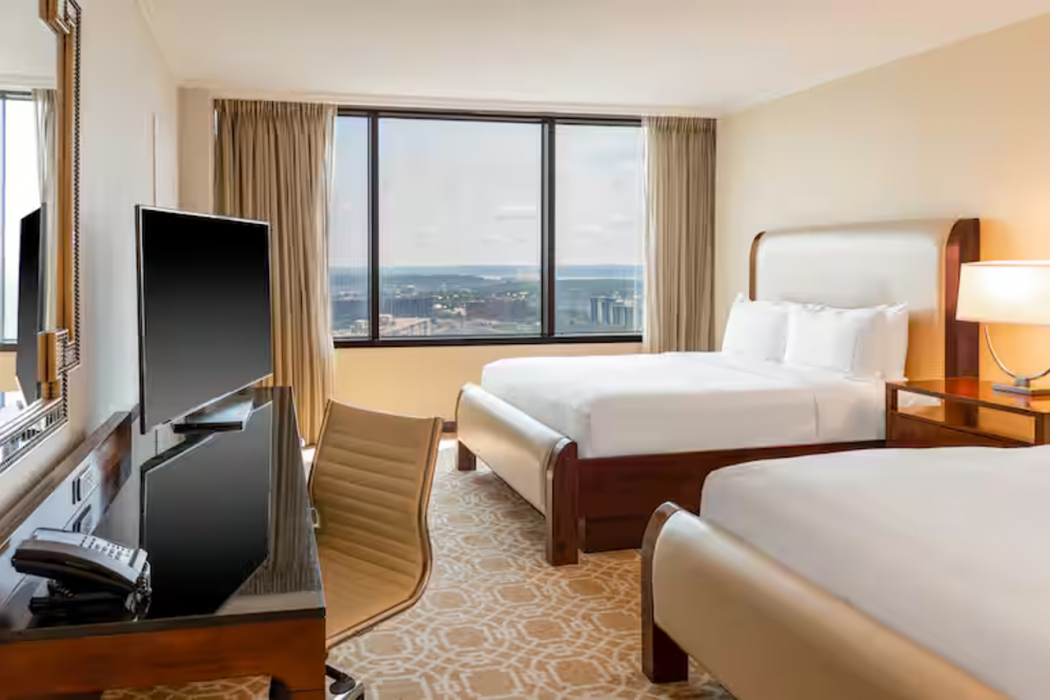 Hilton Alexandria Mark Center 15/68