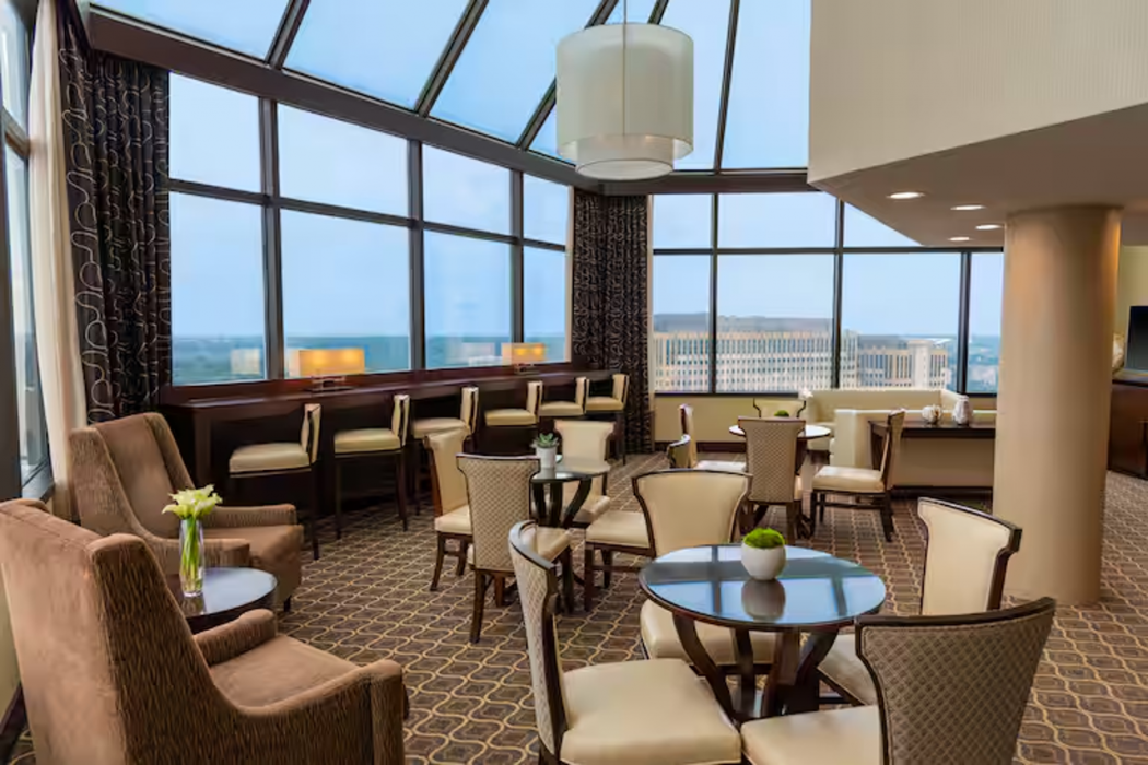 Hilton Alexandria Mark Center 9/68