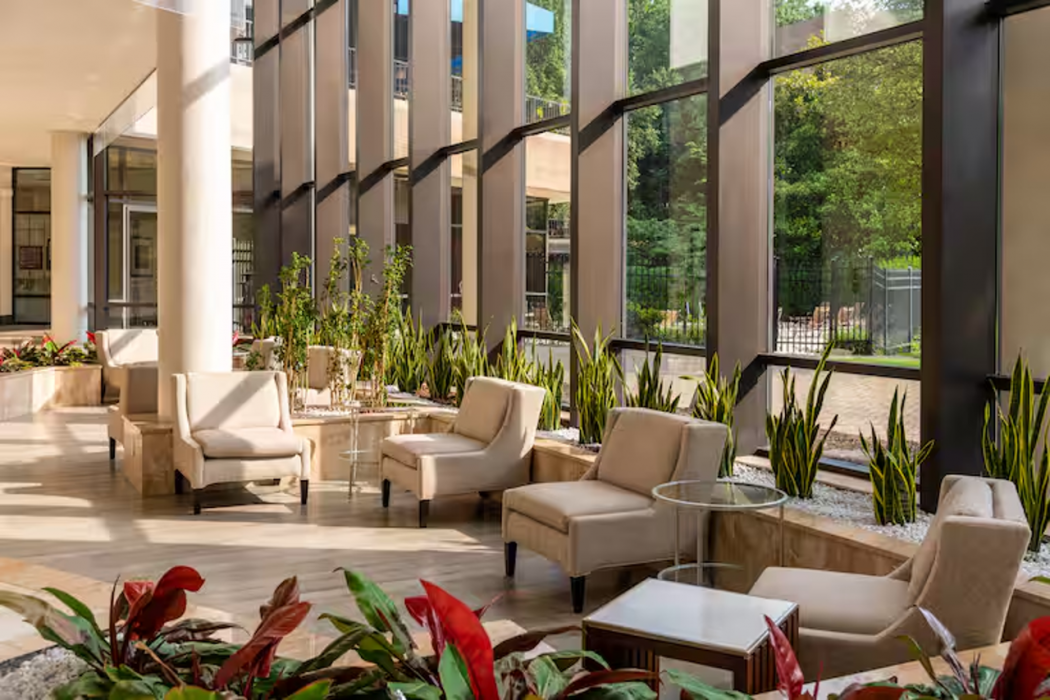 Hilton Alexandria Mark Center 8/68